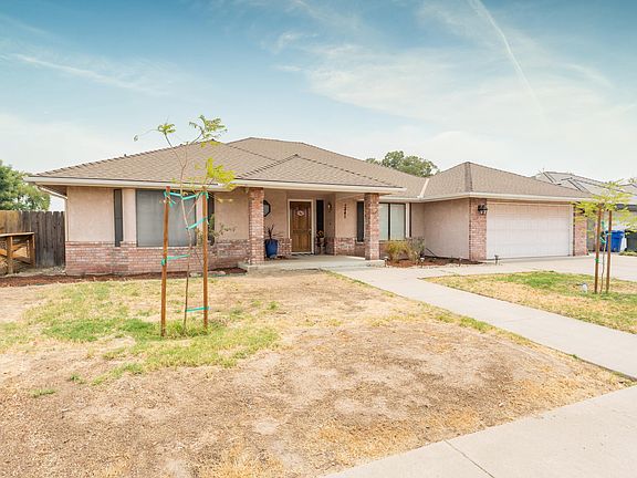 2nd image of 2441 Stratford Way