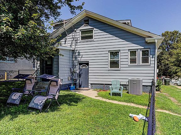 5th image of 1503 W Friendly Ave