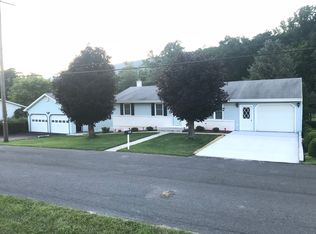 2041 Wiconisco St, Tower City, PA 17980