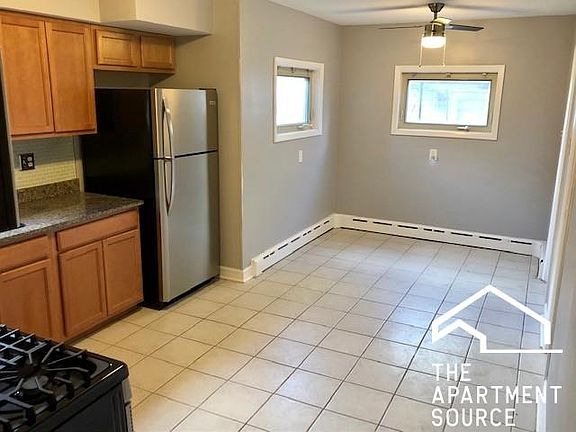 2nd image of 4027 N Kilbourn Ave #1F