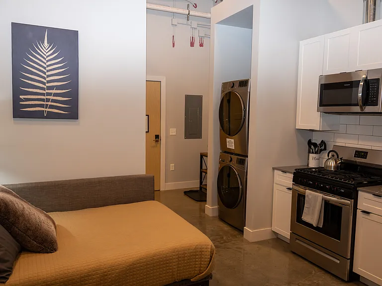 Residence at Discovery Square - 511 3rd Avenue Southwest — Photo 8
