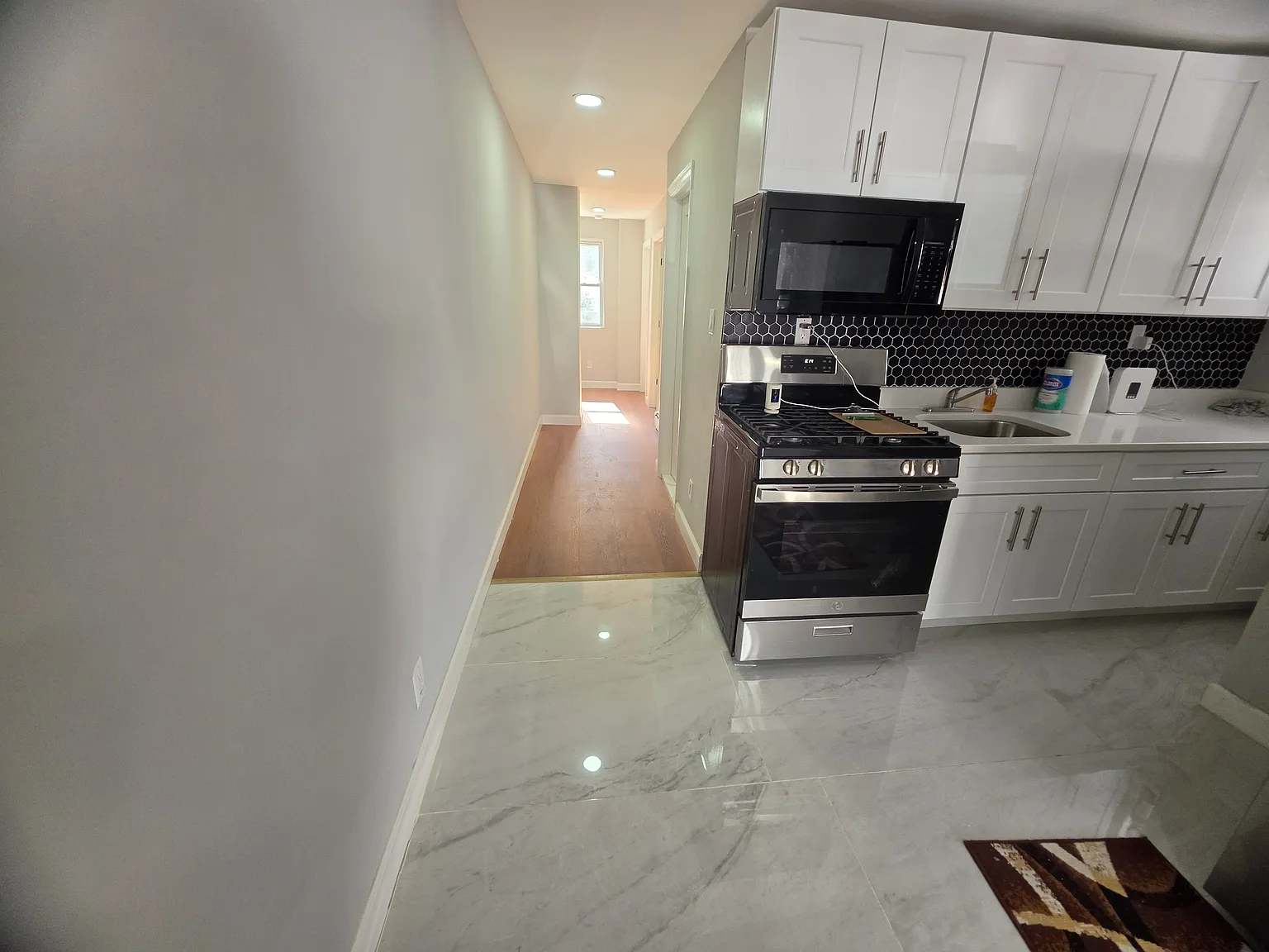 2 bed, $2,900 — Photo 4