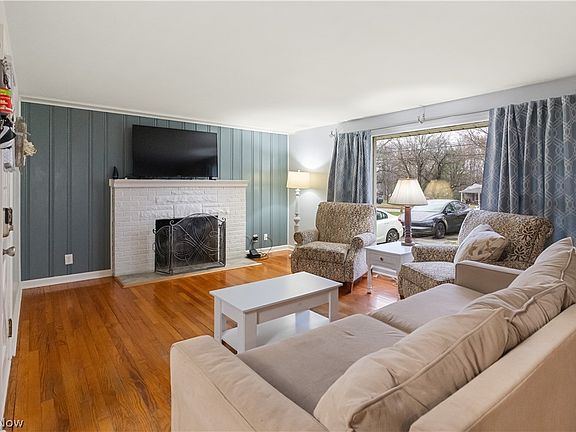 5th image of 3701 Shields Rd