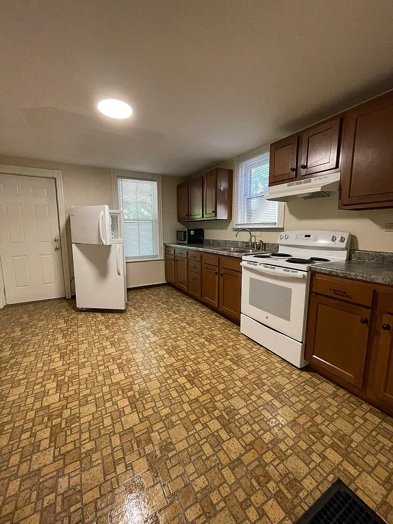 513 8th Avenue 1F - 1 — Photo 3