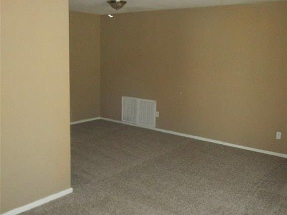 5th image of 7816 Chantilly Ln