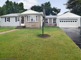 29 Cavalcade Blvd, Johnston, RI 02919