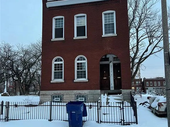 4312 College Ave, Saint Louis, MO 63107