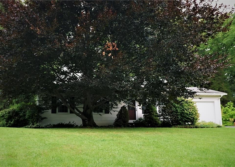 1st image of 12 Salem Cir