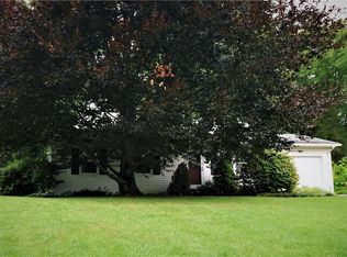 12 Salem Cir, Victor, NY 14564