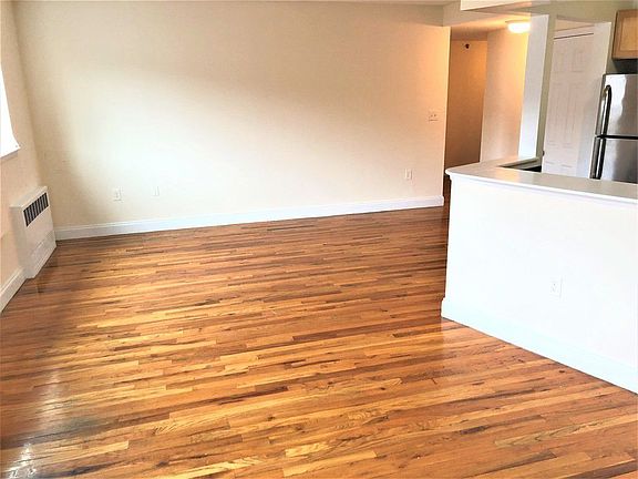5th image of 3880 Orloff Ave APT 6H
