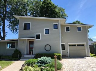 403 Lake Front, IRONDEQUOIT, NY 14617