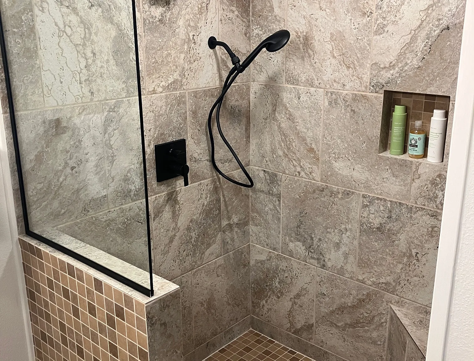 2 bed, 1472 sqft, $2,600 — Photo 4