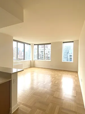 Rented by Windsor Property Management | media 5