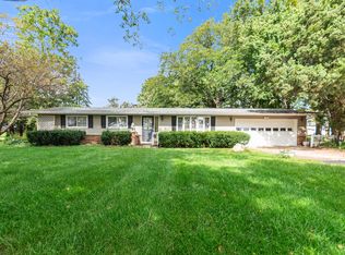 2S810 Bliss Rd, Batavia, IL 60510