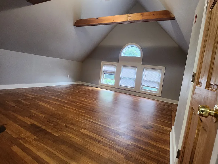 186 Summit St #5 — Photo 12