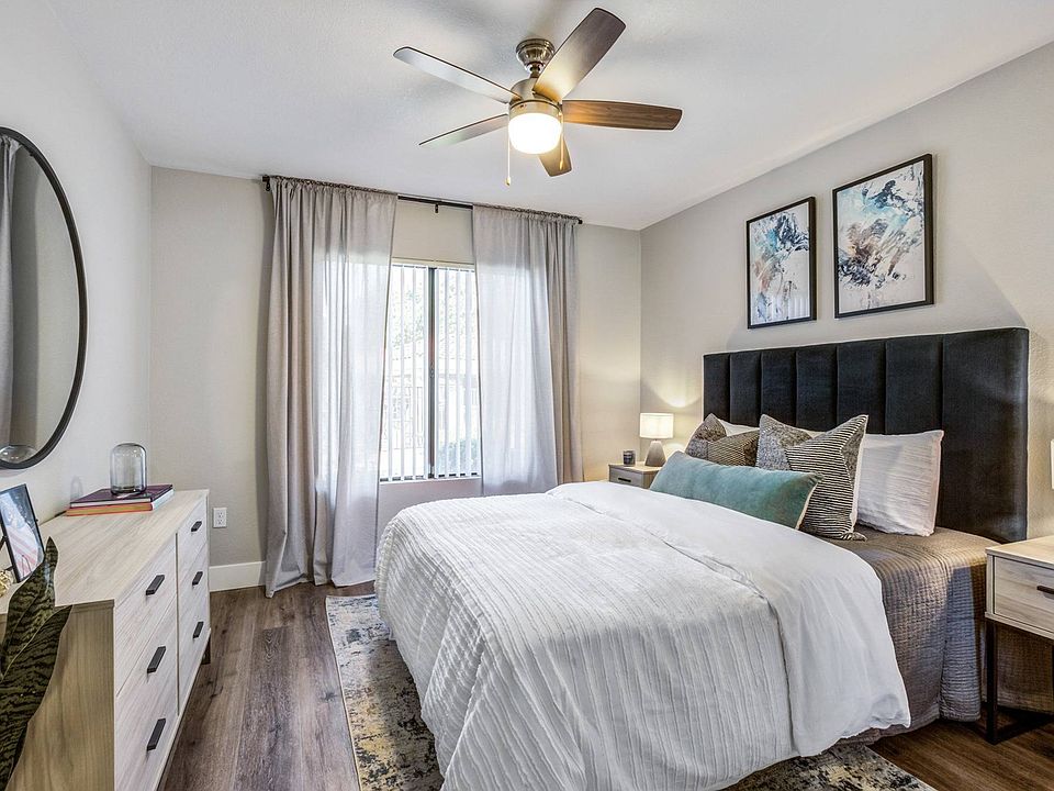 Guest Bedroom of B1RG Sophisticated