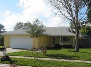 923 16th Ln, Palm Harbor, FL 34683