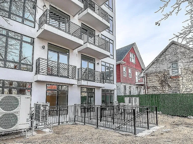 1516 New York Ave #1B — Photo 10