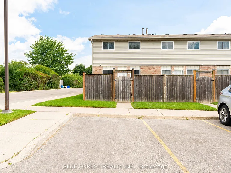 1095 Jalna Blvd #88 — Photo 33