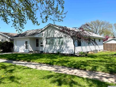 602 Freeman St, Charles City, IA, 50616