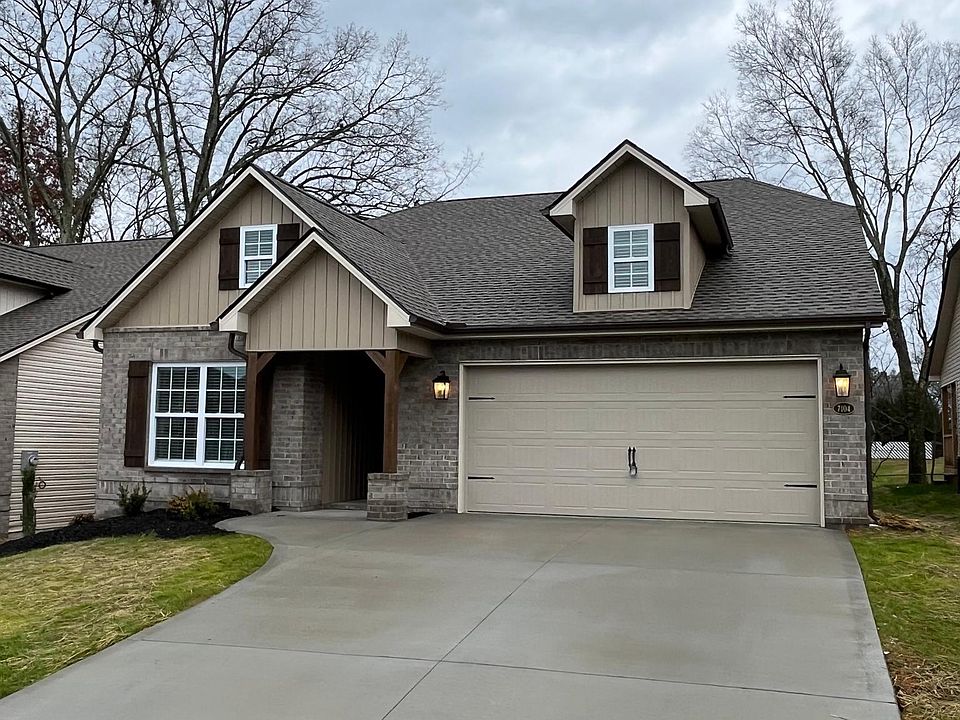 1st image of 912 E Beaver Creek Dr