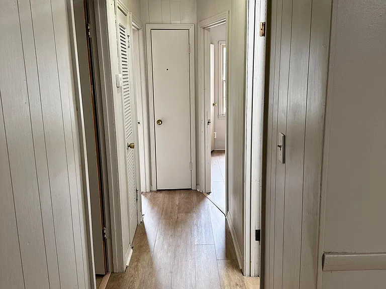 420 Edison Ave — Photo 6