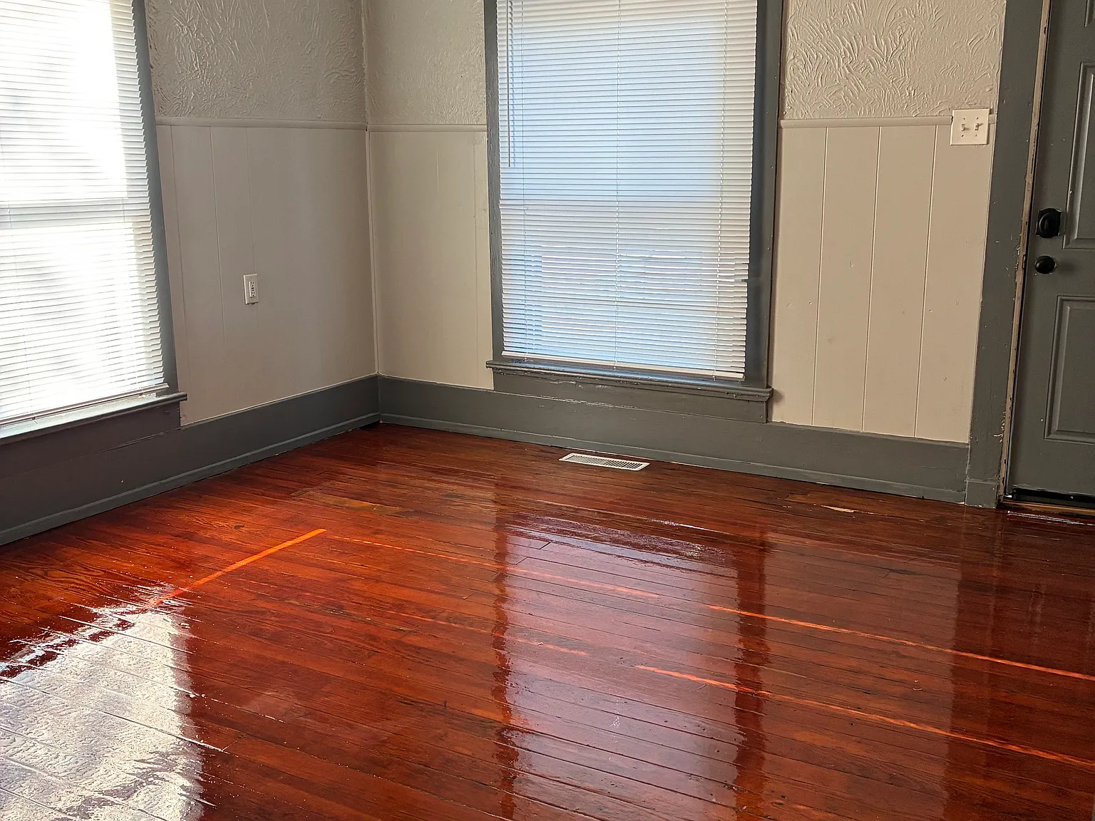 3 bed, 1101 sqft, $1,195 — Photo 4