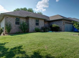 4429 S Hemlock Ave, Springfield, MO 65810