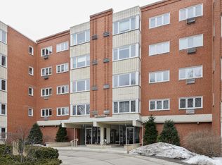 2035 Sherman Ave #206, Evanston, IL