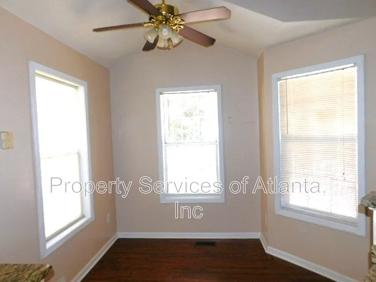 4910 Baker Ridge Pl — Photo 7