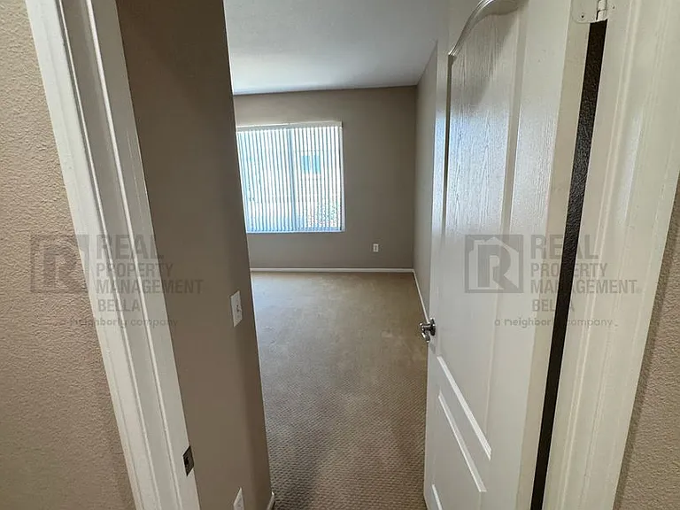 756 Conlon Dr — Photo 40