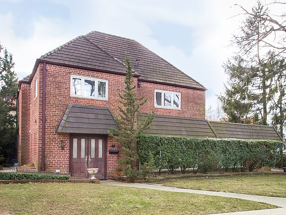 2nd image of 45 Olive Pl