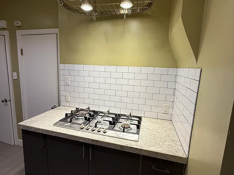 755 E Linden Ave — Photo 18