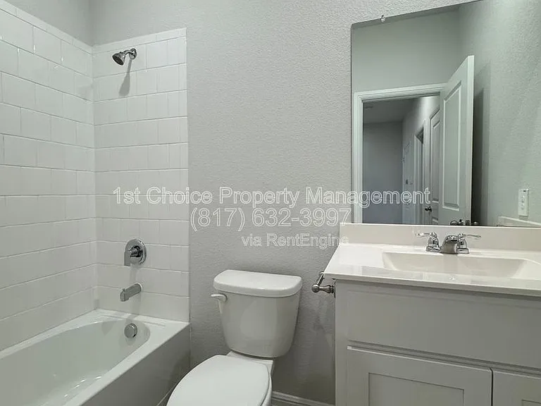 7948 Oaktown Dr — Photo 5