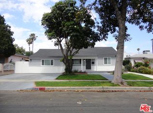 8406 Costello Ave, Panorama City, CA 91402
