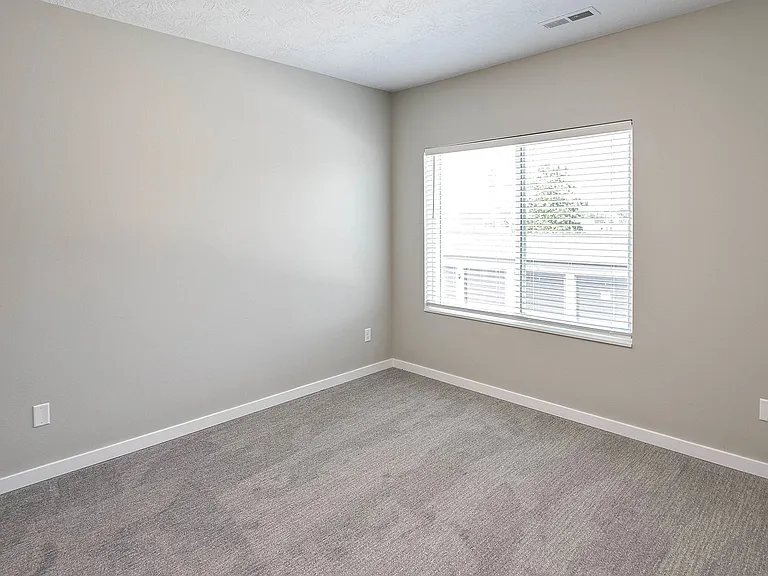Prairie Park Apartments — Photo 9