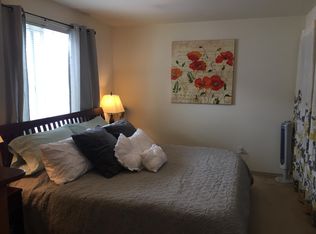 10337 Midvale Ave N APT 202, Seattle, WA 98133