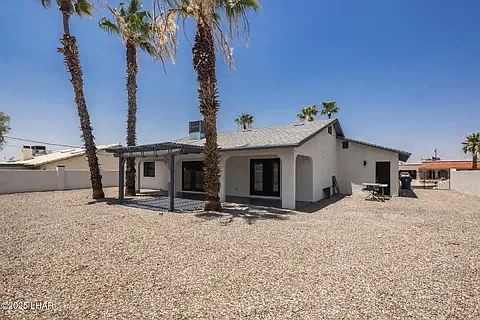 2 bed, 1335 sqft, $1,800 — Photo 3