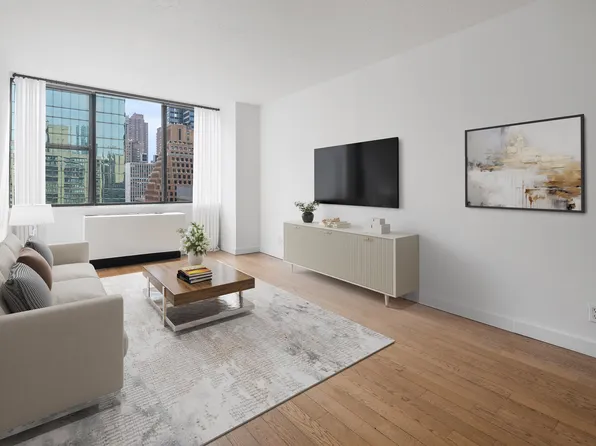 301 East 45th Street image 1 of 5