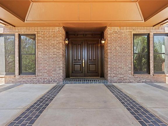 4th image of 4013 Oakdale Farm Cir