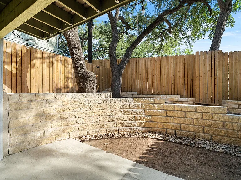 3601 Menchaca Rd #110 — Photo 32