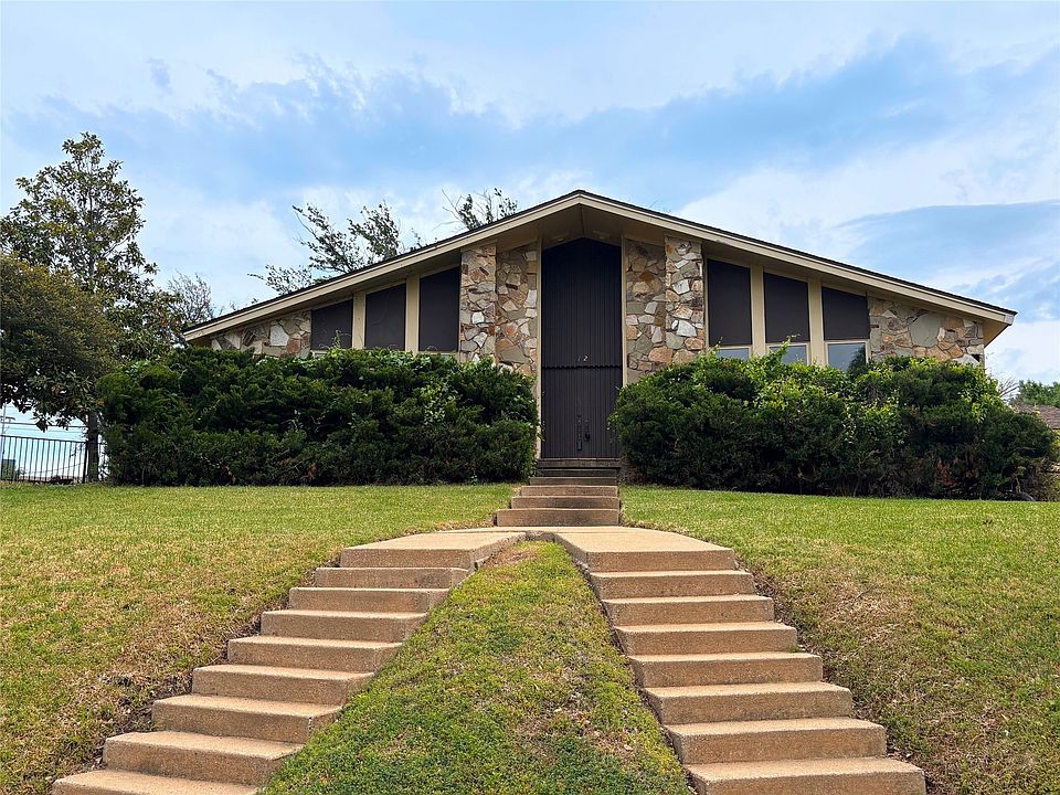 1st image of 12 Creekwood Cir