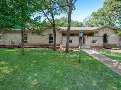 1901 Trailwood Dr, Euless, TX, 76039