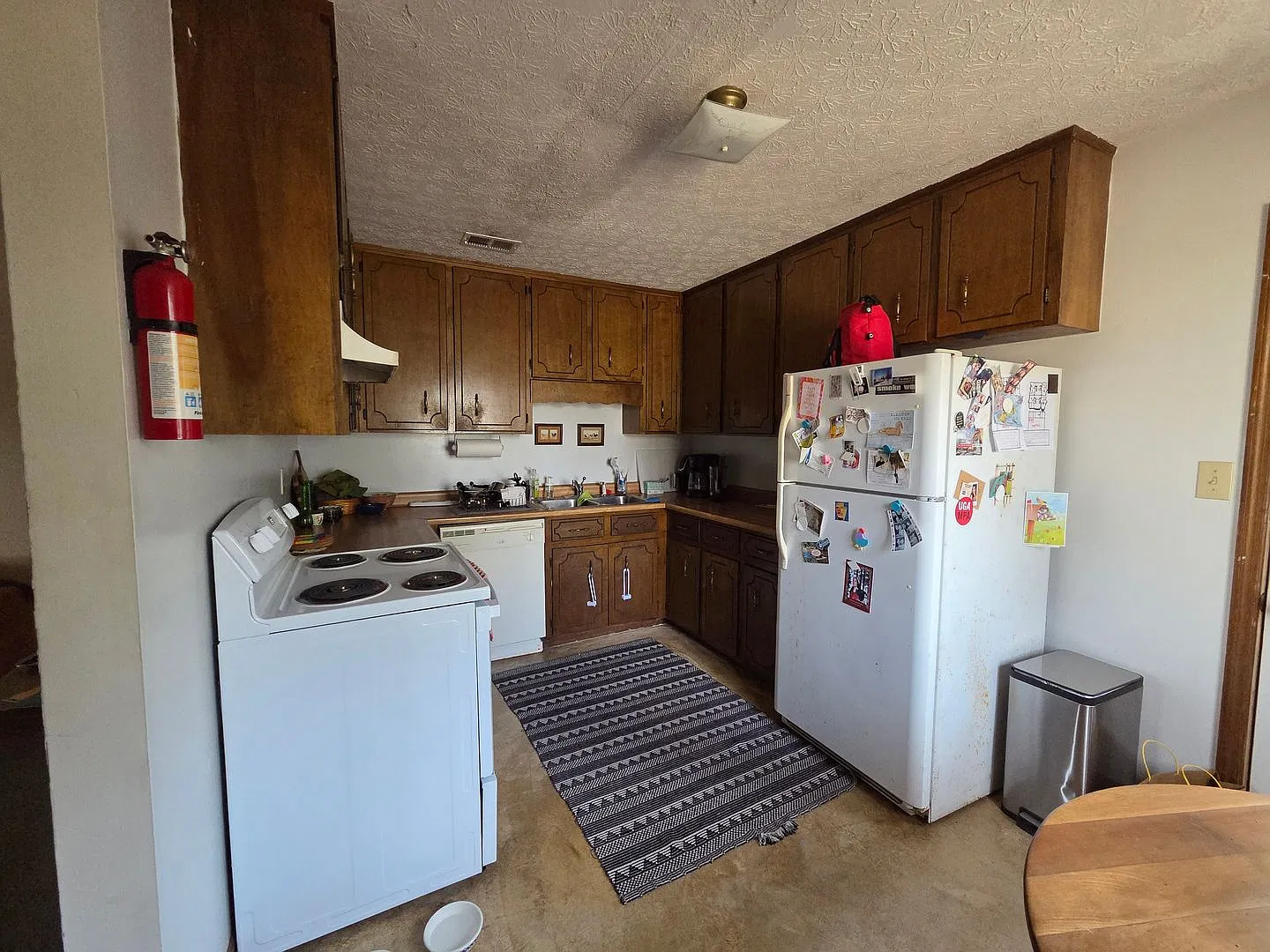 2 bed 1 bath duplex on Barber St. — Photo 1