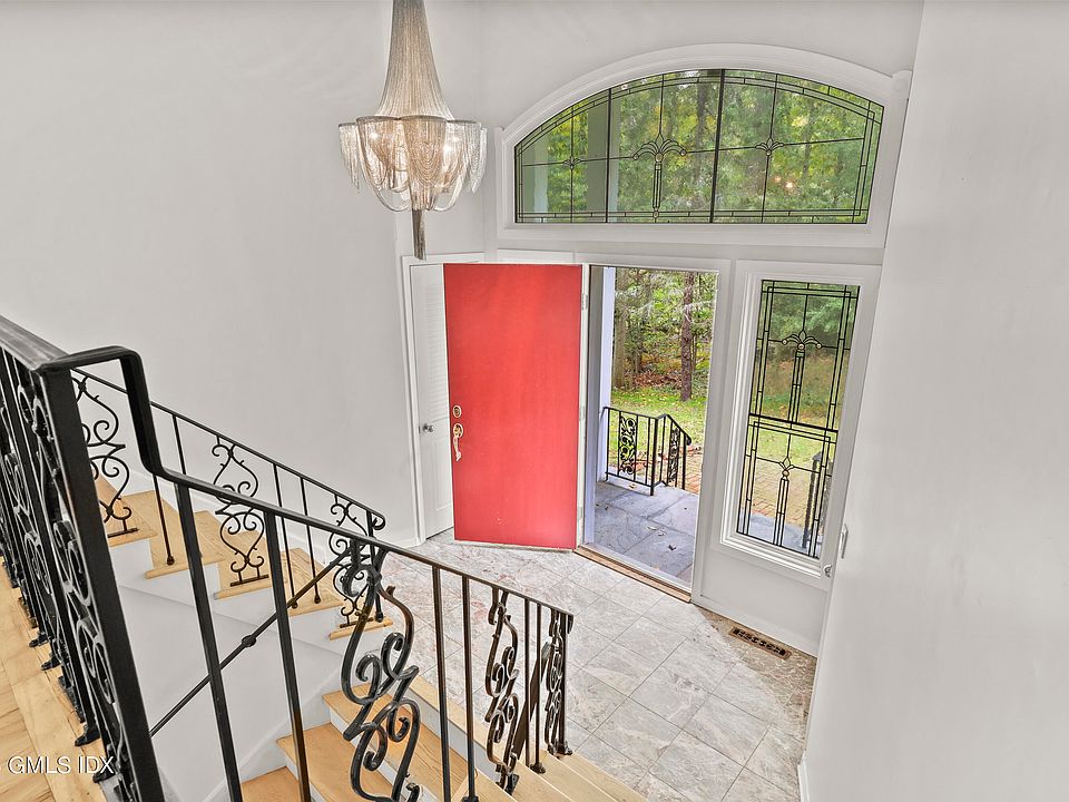 70 Shelter Rock Rd, Stamford, CT 06903 MLS 119358 Zillow