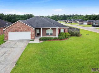 26547 Avoyelles Ave, Denham Springs, LA 70726