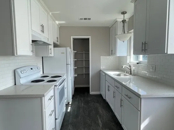 7344 Rainbow Dr APT 3, Cupertino, CA 95014