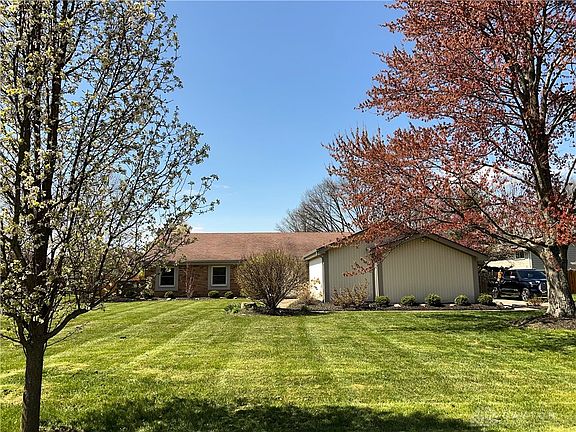2nd image of 8521 Cherrycreek Dr
