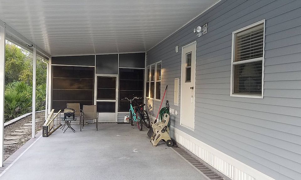 Carport and Lanai