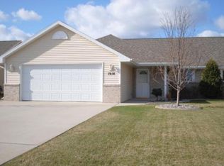 1914 Sandy Springs Rd, De Pere, WI 54115